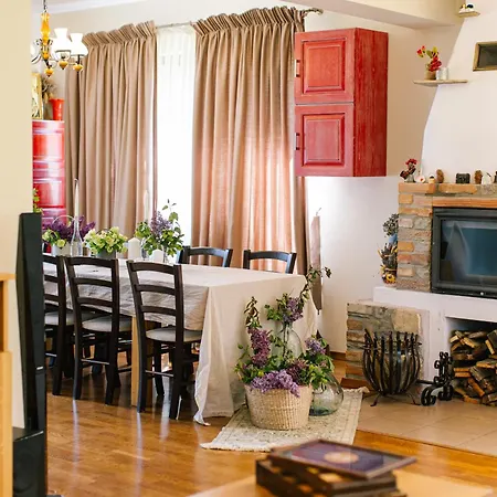 Farm stay Pensiunea Tania-nora *